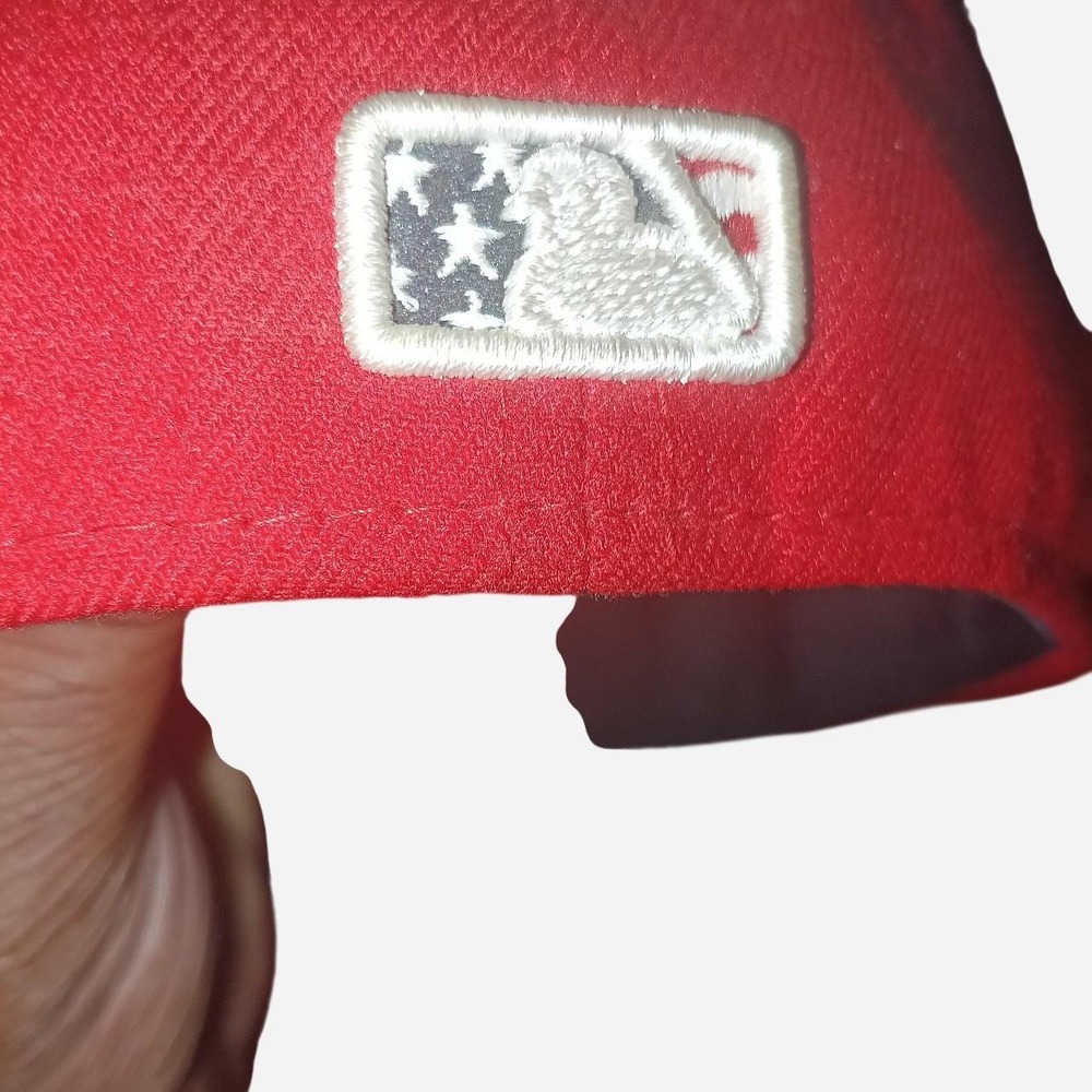 Angels hat - Picture 2 of 6